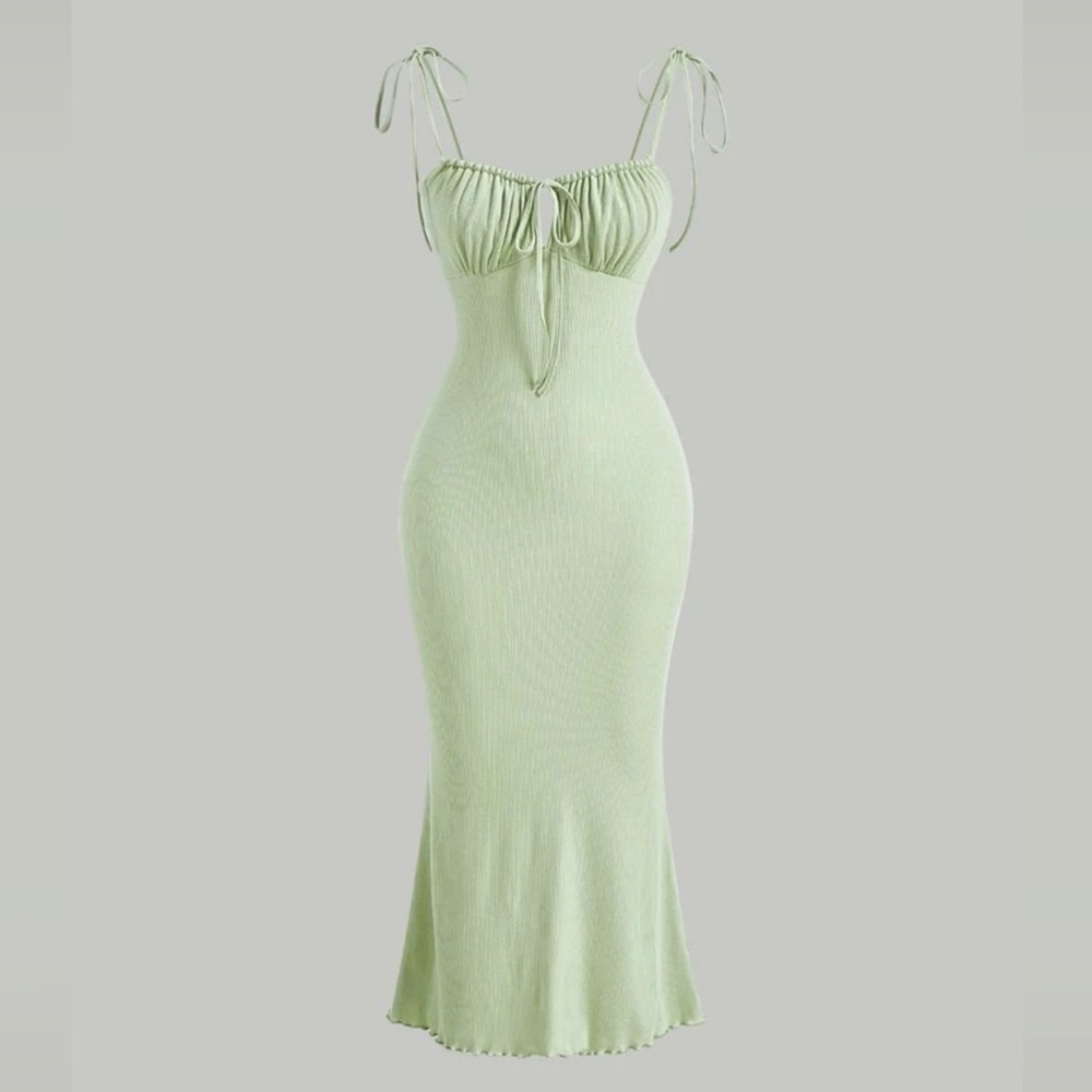 Elegant Light Green Dress